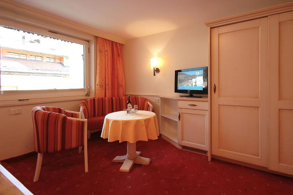 Appart & Hotel Garni Villa Knauer Mayrhofen Pokój zdjęcie